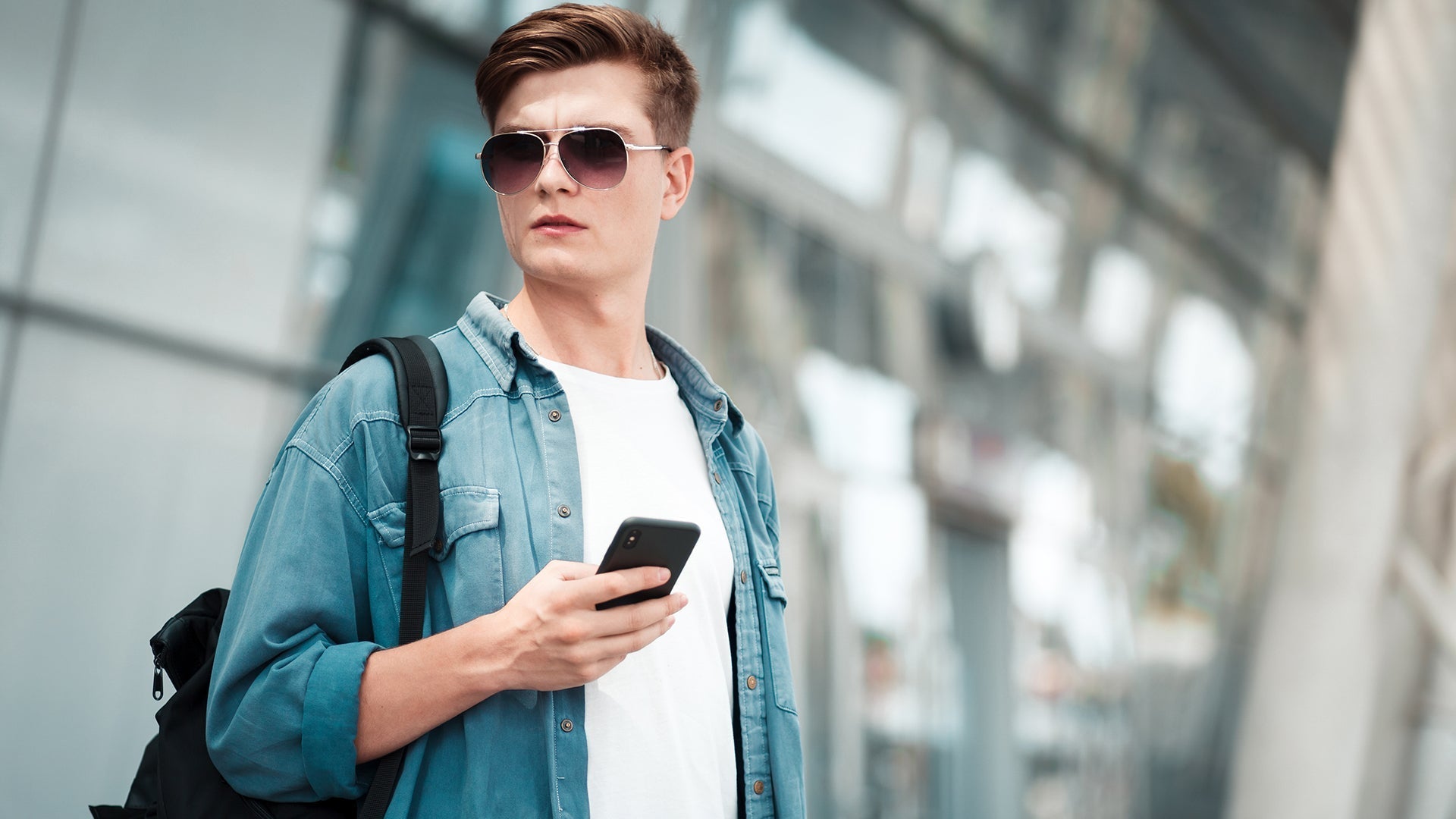 Todo lo que Necesitas Saber sobre Lentes y Cuidado Visual-Lentes de sol y forma de nariz: ¿Cómo encontrar los ideales para ti?-Eagle Eyes
