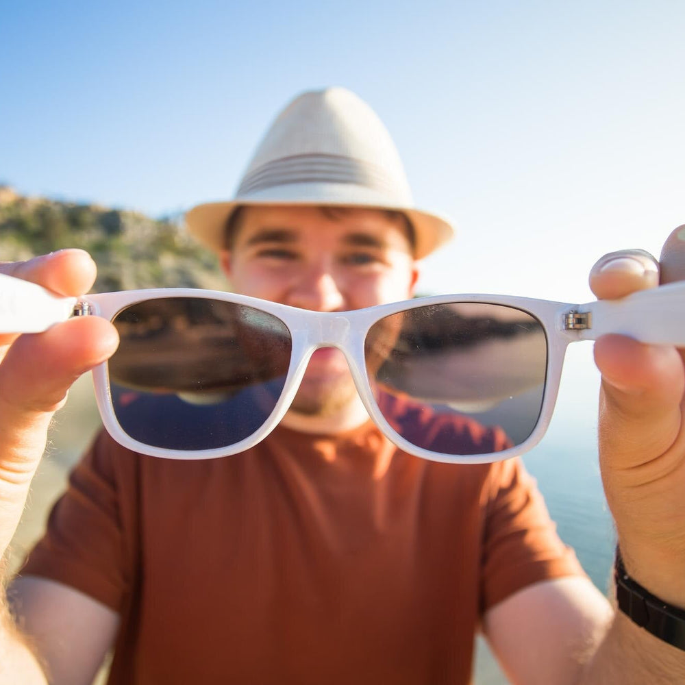 ¿Cómo saber la talla correcta de lentes de sol para ti?